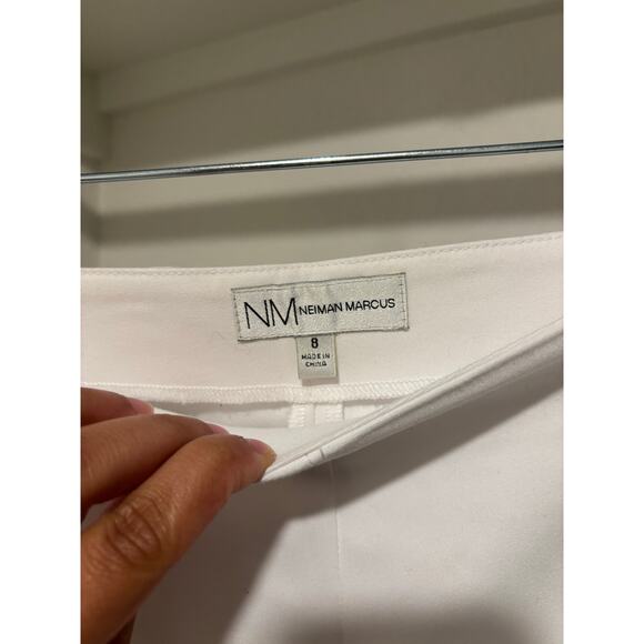 NWOT Neiman Marcus straight leg skinny pants size 8 - Picture 3 of 8